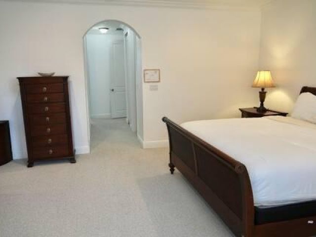 Дом в аренду по адресу 700 SW 8th Way - фото 6176427