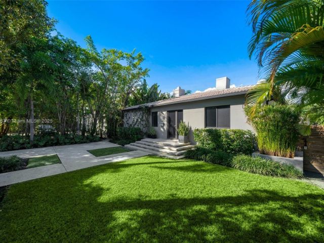 Дом в аренду по адресу 861 NE 74th St - фото 6175544