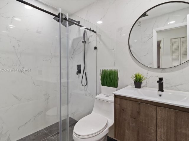 Продажа дома по адресу 9443 SW 151st Ave - фото 6190466