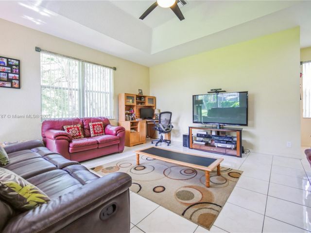 Дом в аренду по адресу 12620 Countryside Ter - фото 6176251