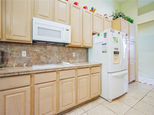 Дом в аренду по адресу 12620 Countryside Ter - фото 6176255