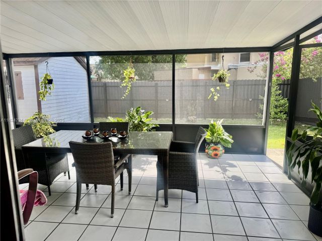 Продажа дома по адресу 20125 SW 124th Ave - фото 6189832