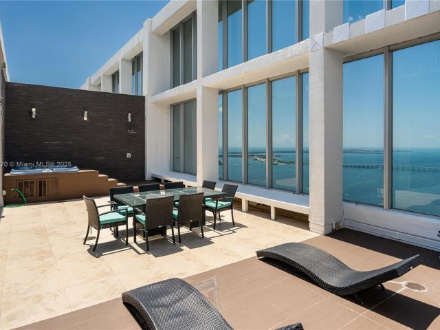 Продажа квартиры #5705 - фото 6205165