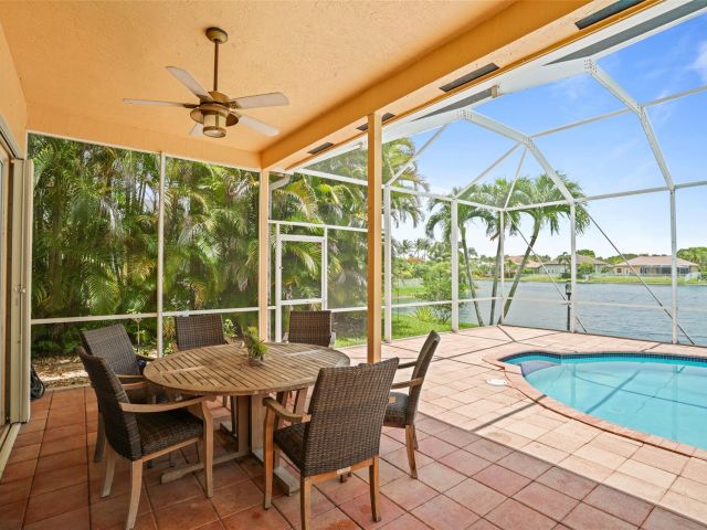 Продажа дома по адресу 16332 N Segovia Cir - фото 6176483