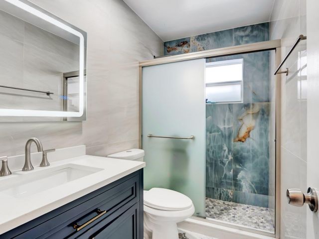 Продажа дома по адресу 9709 SW 1st Place - фото 6902518