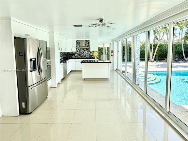 Продажа дома по адресу  - фото 6195846