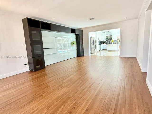 Продажа дома по адресу  - фото 6195848