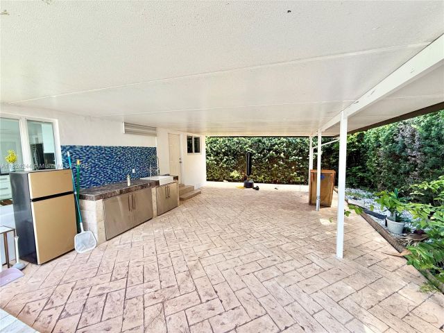 Продажа дома по адресу  - фото 6195854