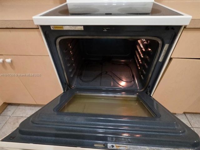 Дом в аренду по адресу 3251 NE 11th Dr 3251 - фото 6198929