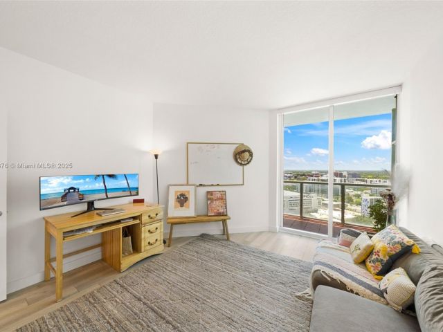 Продажа квартиры #2514 - фото 6180998