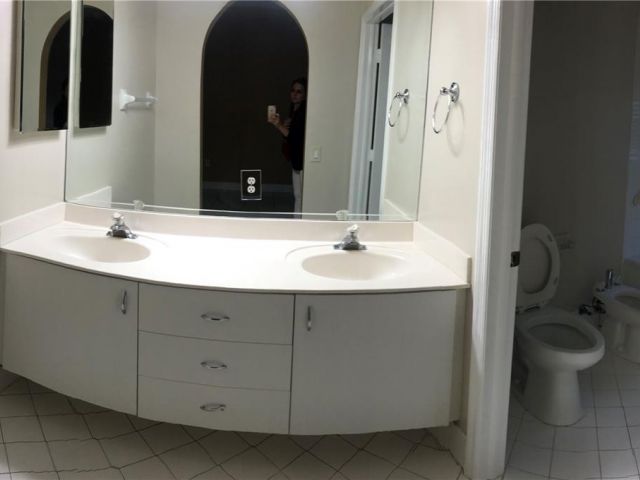 Дом в аренду по адресу 10932 NW 69 ST - фото 6179095