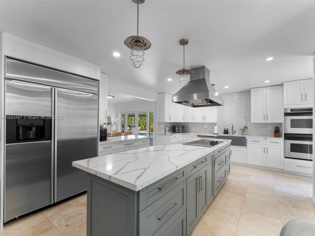 Продажа дома по адресу 1851 SW 126th Ct - фото 6179396