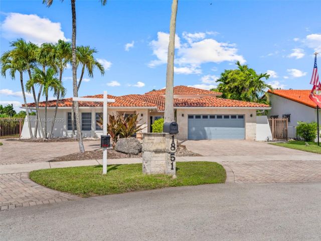 Продажа дома по адресу 1851 SW 126th Ct - фото 6179406