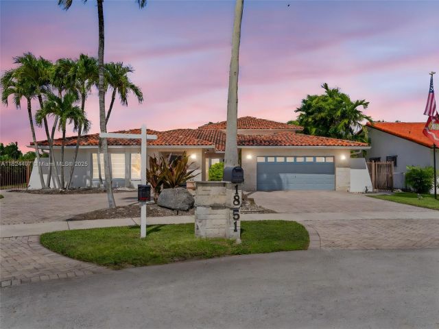 Продажа дома по адресу 1851 SW 126th Ct - фото 6179411