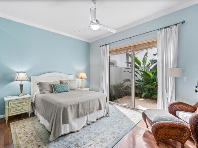 Дом в аренду по адресу 4252 NW 66th Lane - фото 6651276