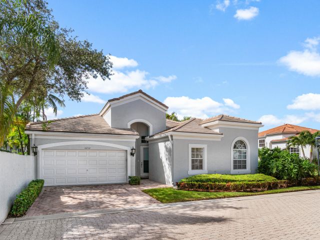 Дом в аренду по адресу 4252 NW 66th Lane - фото 6651286