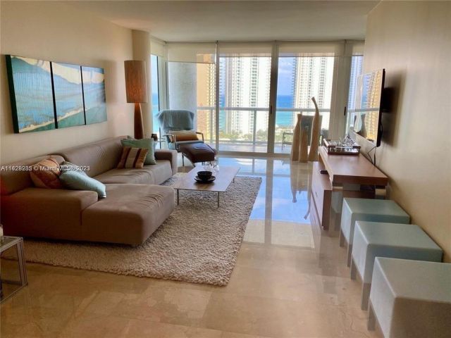 Продажа квартиры #2052 - фото 6180747