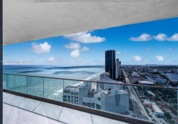 Квартира #3905