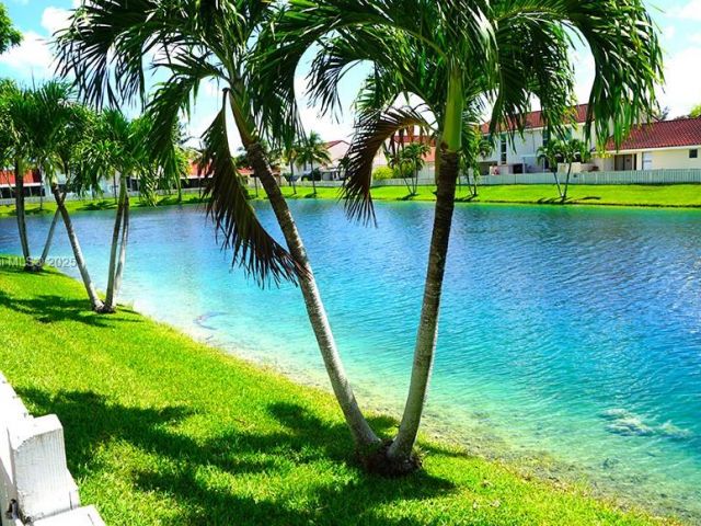 Дом в аренду по адресу 1705 San Remo Cir none - фото 6182694