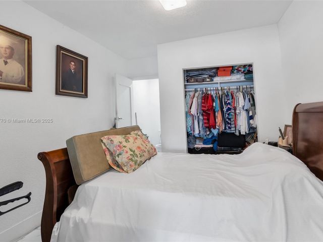 Продажа дома по адресу 31 SW 58th Ct - фото 6186583