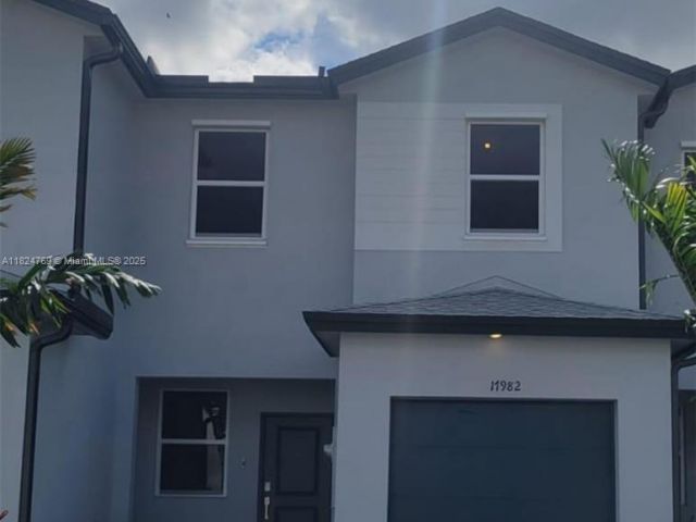 Дом в аренду по адресу 17982 SW 359th Ter - фото 6184655