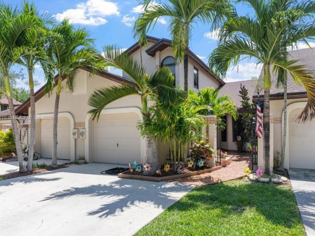 Продажа дома по адресу 10091 SW 137th Pl - фото 6180331