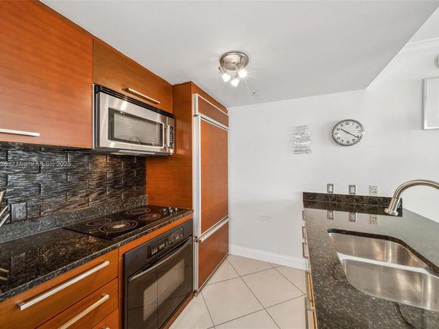 Квартира в аренду номер1406 - фото 6181505