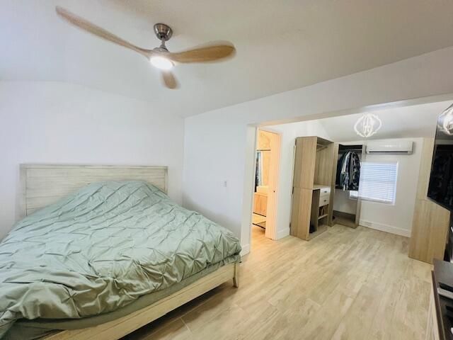 Продажа дома по адресу 181 NE 15th Terrace - фото 6252123