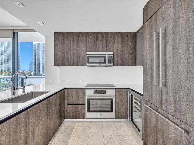 Продажа квартиры #712 - фото 6181917