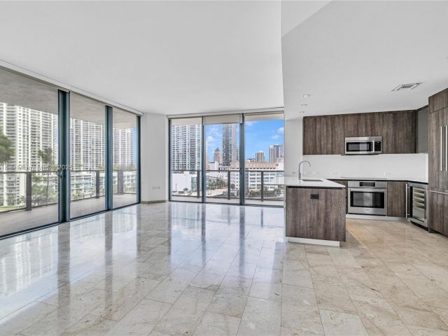 Продажа квартиры #712 - фото 6181920