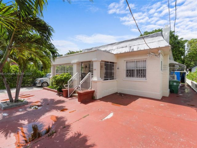 Продажа дома по адресу 50 NW 34th Ter - фото 6180286