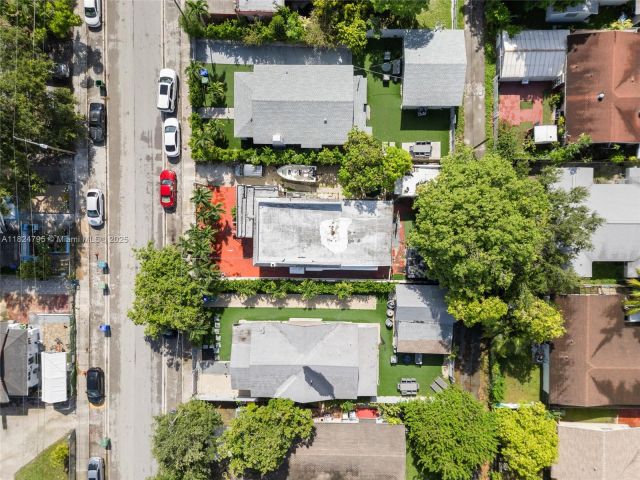 Продажа дома по адресу 50 NW 34th Ter - фото 6180292