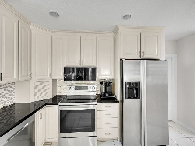 Продажа дома по адресу 3568 Admirals Way - фото 6866587