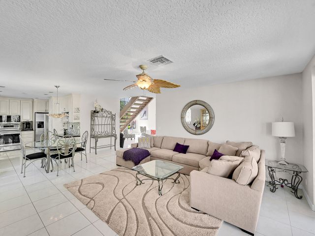 Продажа дома по адресу 3568 Admirals Way - фото 6866591