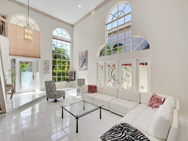 Продажа дома по адресу 3568 Admirals Way - фото 6866597