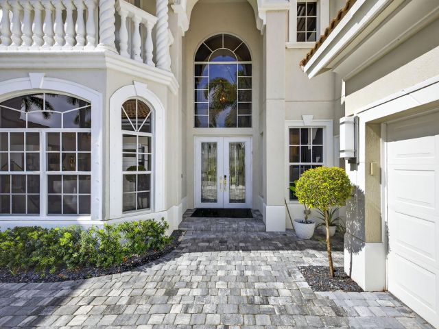 Продажа дома по адресу 8168 Valhalla Drive - фото 6215041