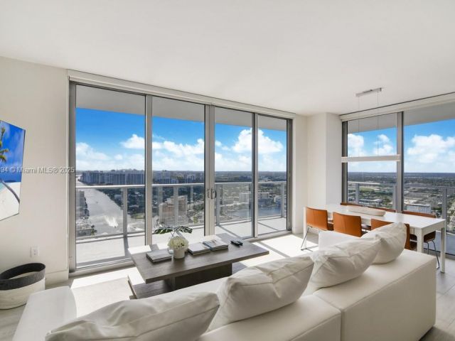 Квартира в аренду номерT3708 - фото 6182315