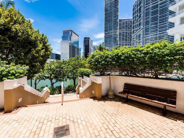 Продажа квартиры #807 - фото 6185294