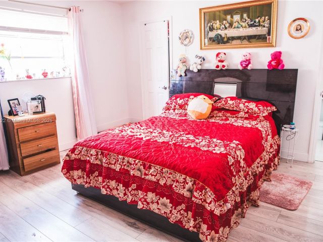 Продажа дома по адресу 10770 SW 172nd St - фото 6200811