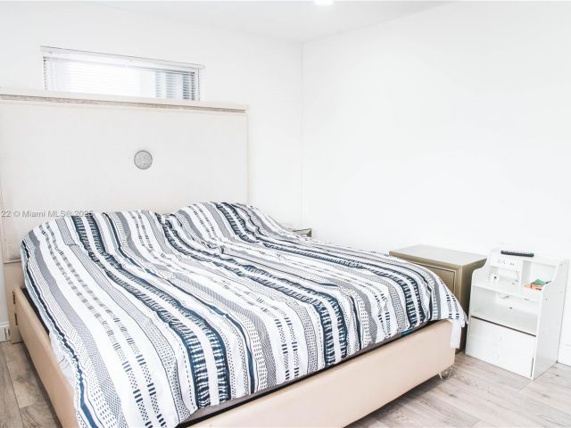 Продажа дома по адресу 10770 SW 172nd St - фото 6200813