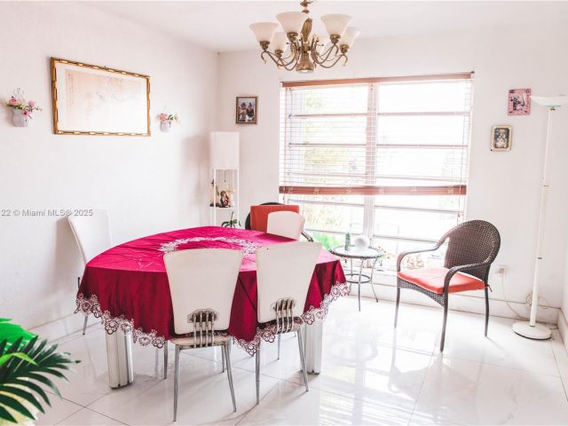 Продажа дома по адресу 10770 SW 172nd St - фото 6200822