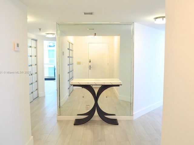 Продажа квартиры #809 - фото 6184527