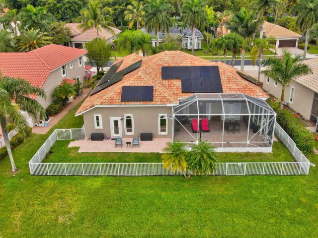 Продажа дома по адресу 12364 Clearfalls Drive - фото 6217518