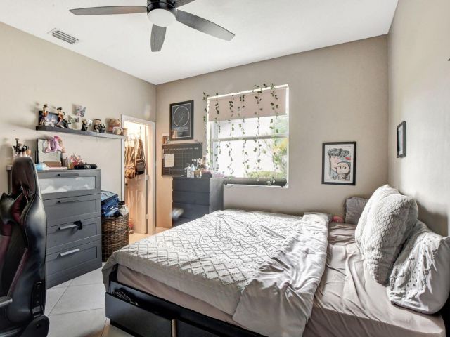 Продажа дома по адресу 12364 Clearfalls Drive - фото 6217521