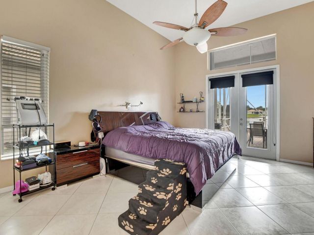 Продажа дома по адресу 12364 Clearfalls Drive - фото 6217527