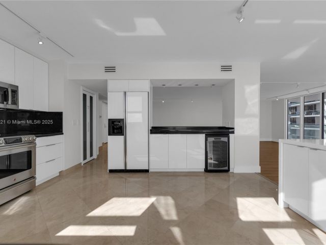 Продажа квартиры #16Y - фото 6196366