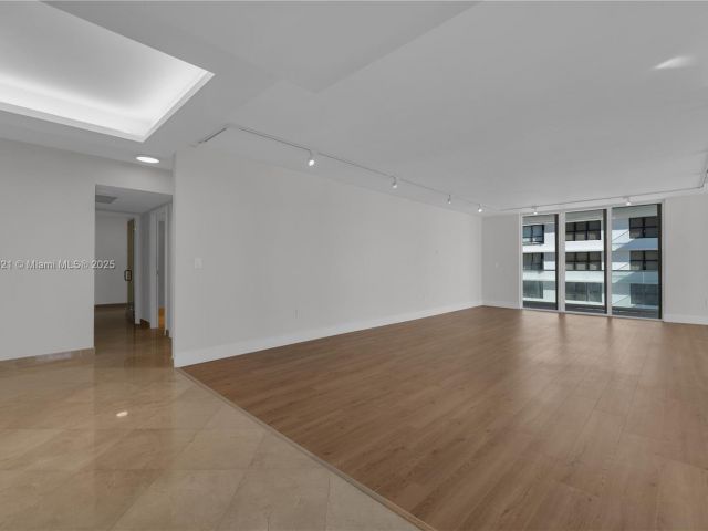 Продажа квартиры #16Y - фото 6196369