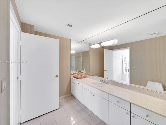 Продажа квартиры #809 - фото 6184536