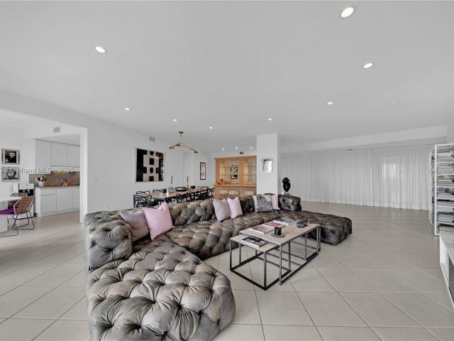 Продажа квартиры #809 - фото 6184553