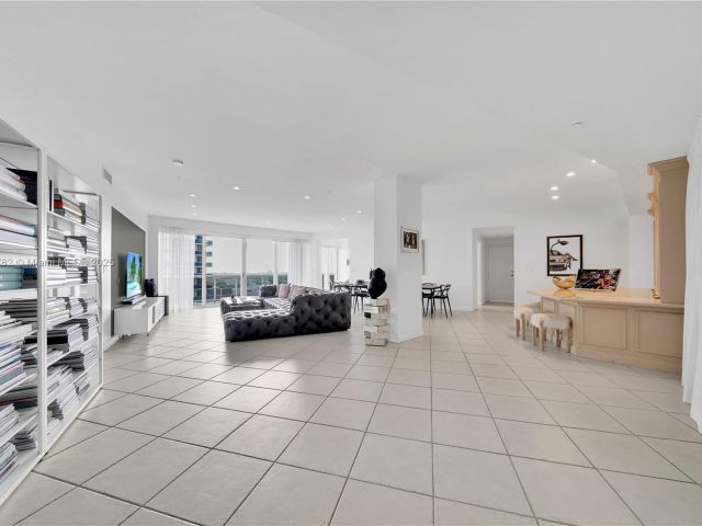 Продажа квартиры #809 - фото 6184554